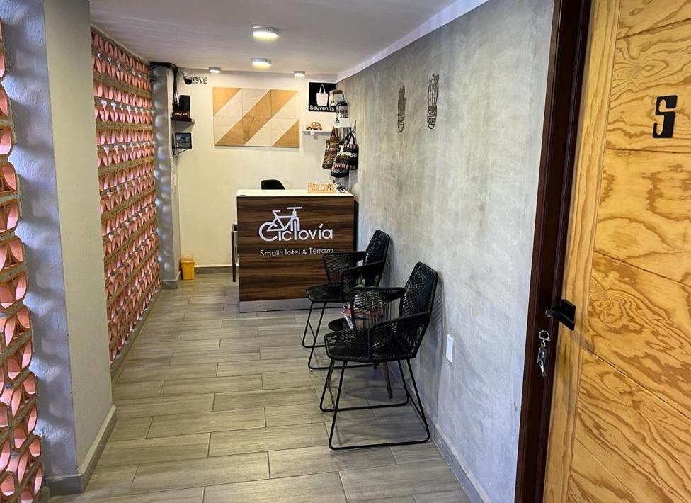 Hotel Ciclovia & Terraza Zitacuaro Bagian luar foto